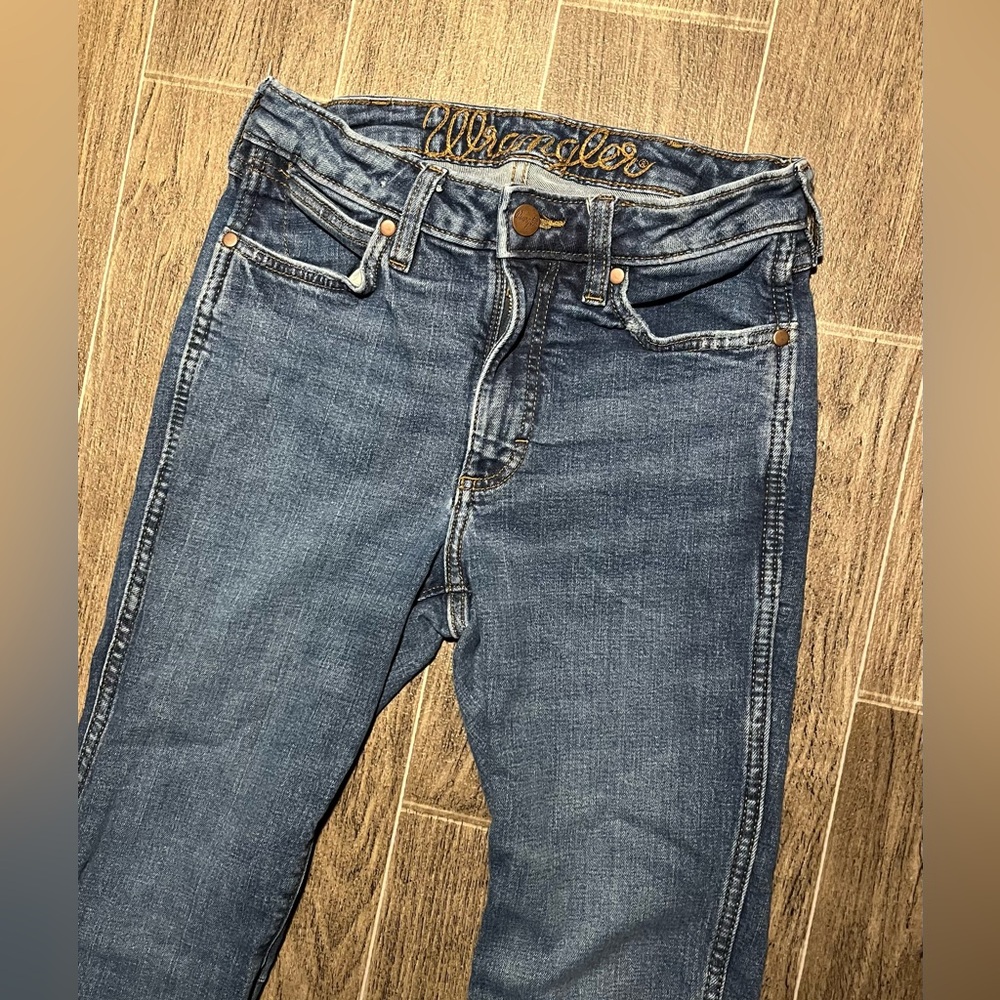 Wrangler Retro High Rise Flare Jeans Women’s Bell Bottoms Rodeo Blue Size 26x34 - Picture 2 of 10
